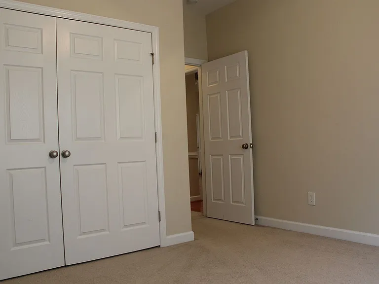 205 Stillwater Creek Dr — Photo 18