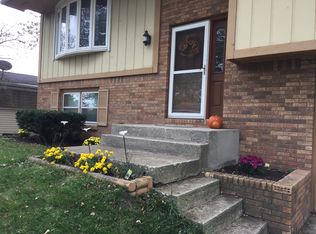 9536 Johnson St, Crown Point, IN 46307