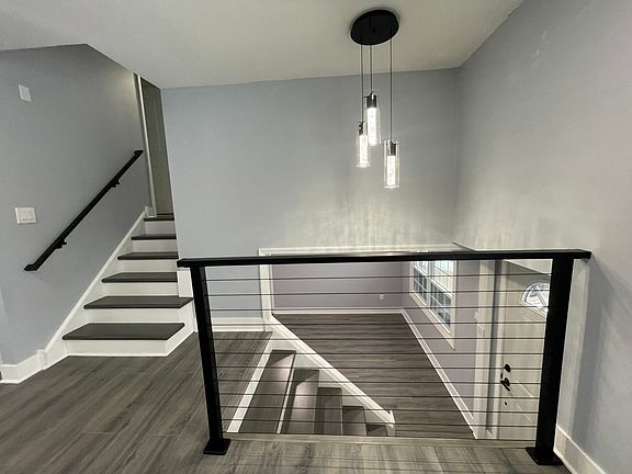 3rd image of 7454 160th St