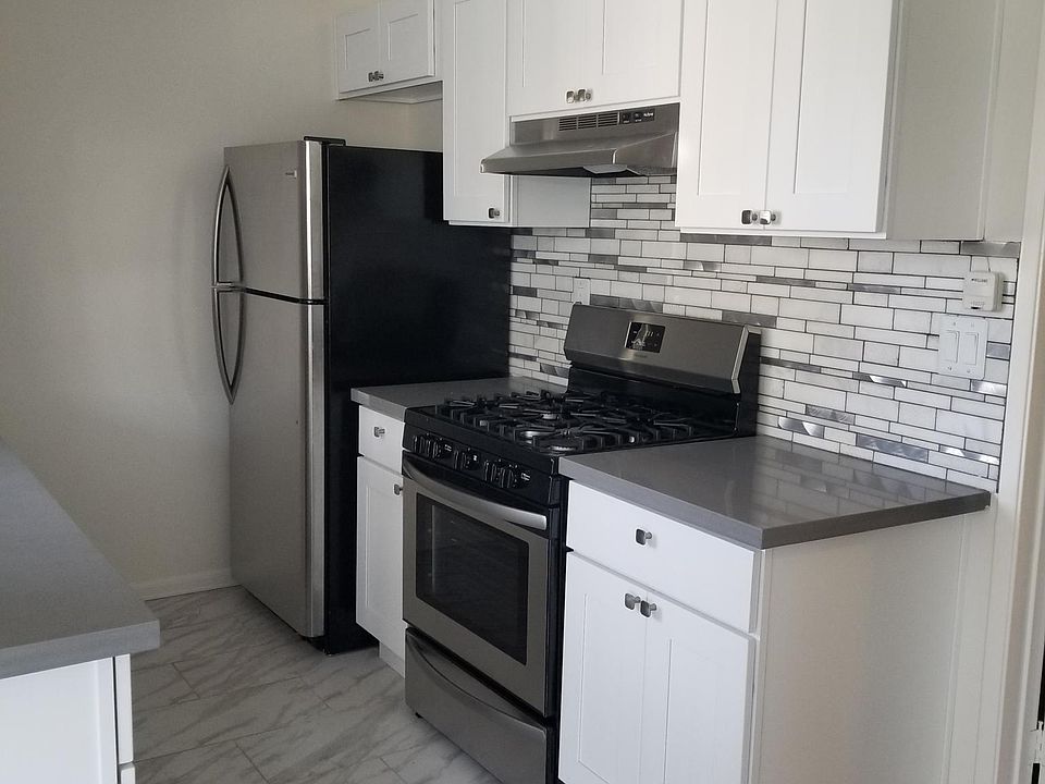 1st image of 5017 Buffalo Ave #3