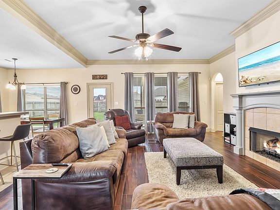 4th image of 10548 Creek Haven Ln