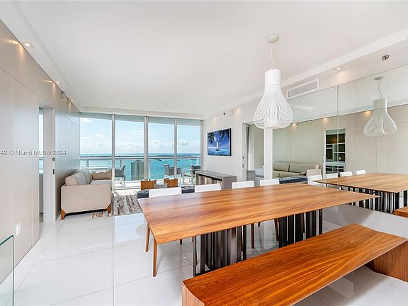 5th image of 465 Brickell Ave APT 3903