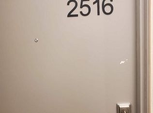 188 Fairview Mall Dr #2516, Toronto, ON M2J 2Z3
