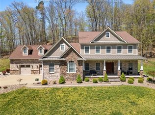 166 Cobblestone Blvd, Scott Depot, WV 25560