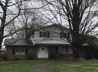 5077 Hampshire Rd, Center Valley, PA 18034