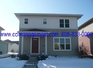 3822 Stonebridge Dr, Madison, WI 53719