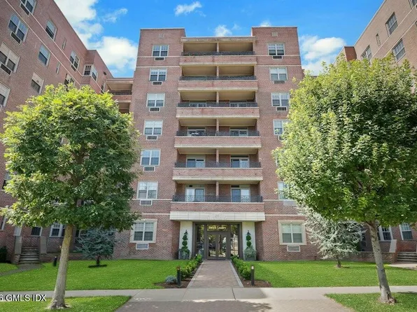 20 Church St, Greenwich, CT 06830