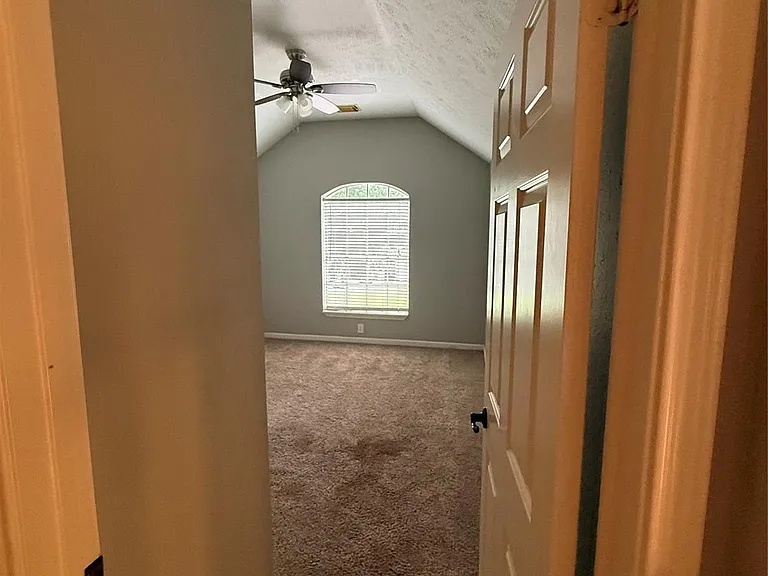 1927 Kelona Dr — Photo 21