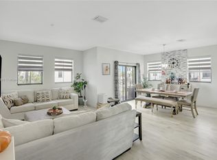 15560 SW 136th St #201, Miami, FL 33196