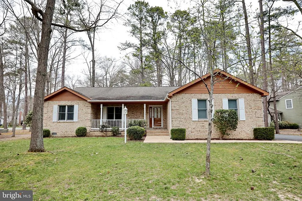 14740 Wisteria Dr photo 1