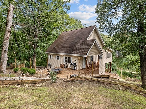 2nd image of 324 Rustic Oak Ct