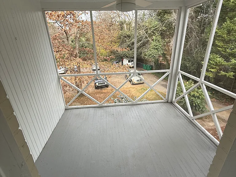 2114 Brandon Cir #4 — Photo 5