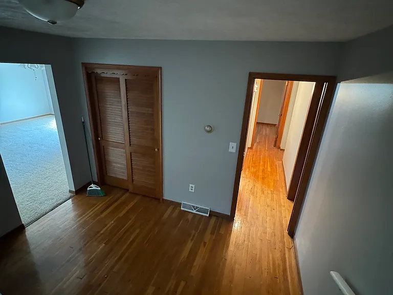 10607 Fowler Ave — Photo 10
