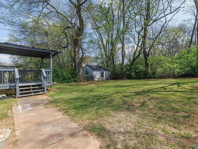 214 Richmond Dr NW — Photo 14