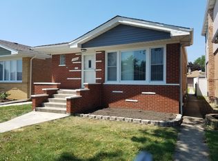7054 W 64th St, Chicago, IL 60638