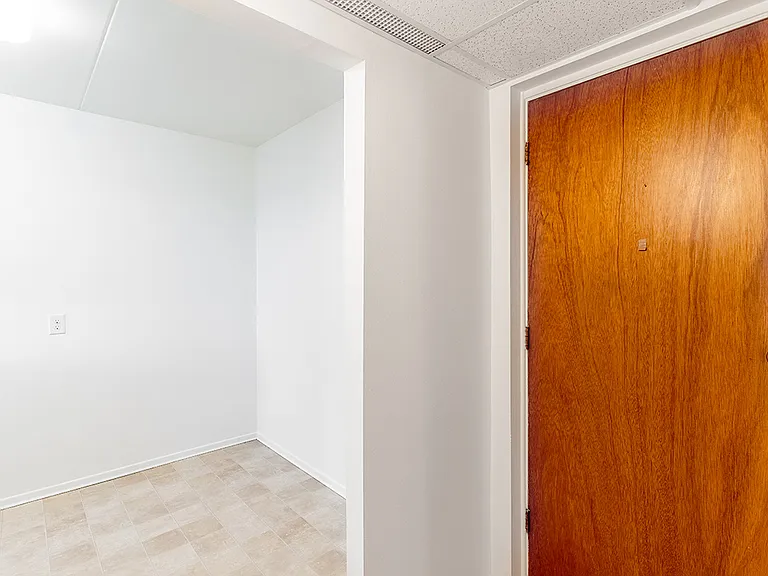 329 Saint Annes Rd — Photo 11