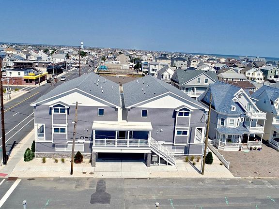 3rd image of 26 9th Ave #108