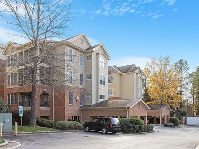 714 Barbee Chapel Rd UNIT 714, Chapel Hill, NC, 27517