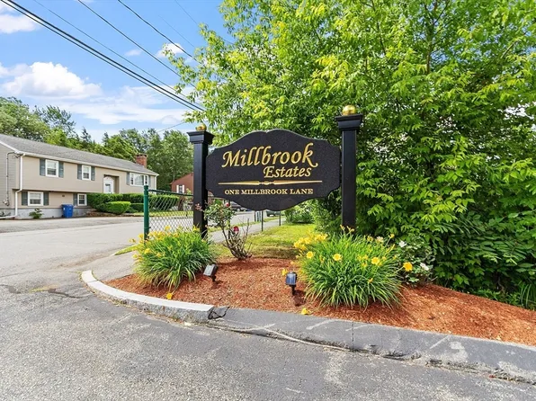 1 Millbrook Ln APT 205, Wakefield, MA 01880