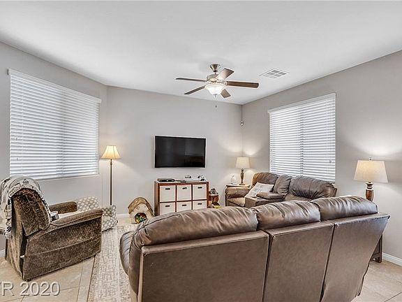 3rd image of 6649 Seahorse Reef St