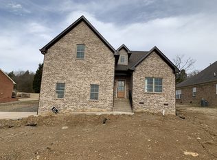 377 Solitude Cir, Goodlettsville, TN 37072