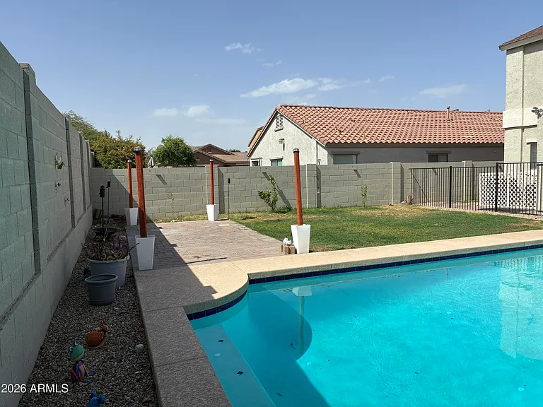 9226 N 182nd Dr — Photo 55