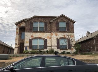 5833 Burgundy Rose Dr, Fort Worth, TX 76123