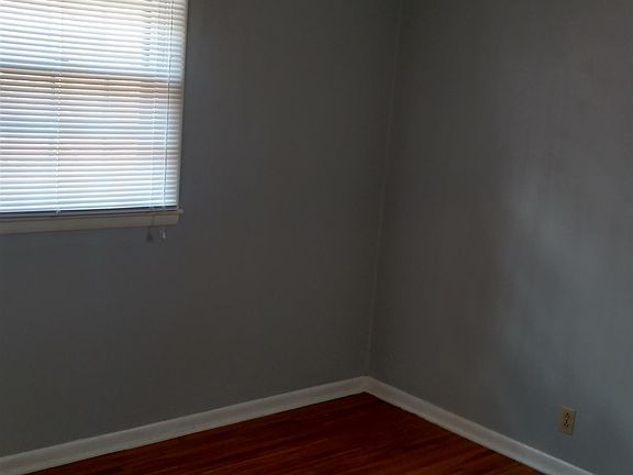 5th image of 1008 Joyce Cir