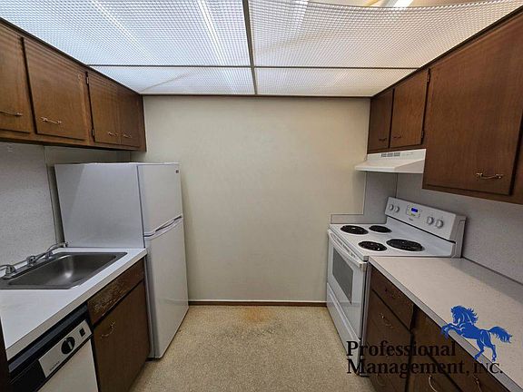 4th image of 211 N 34th St #6