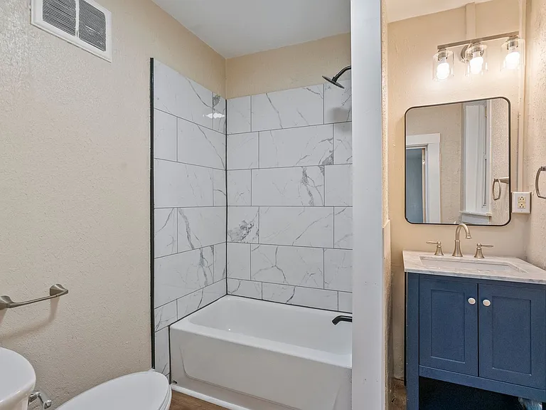 1680 Potomac Avenue — Photo 8