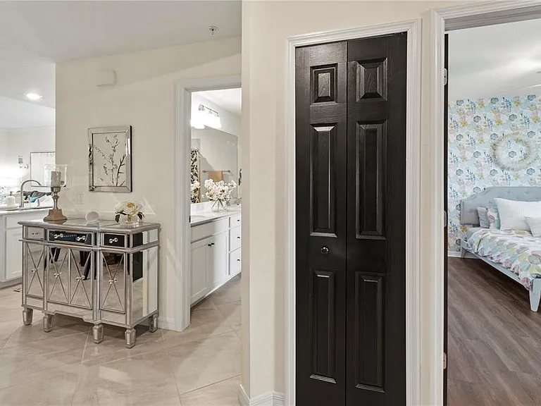 17724 Gawthrop Dr #208 — Photo 9