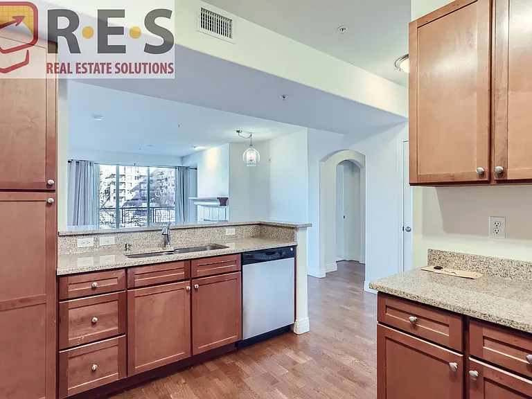 9019 E Panorama Cir #309 — Photo 6