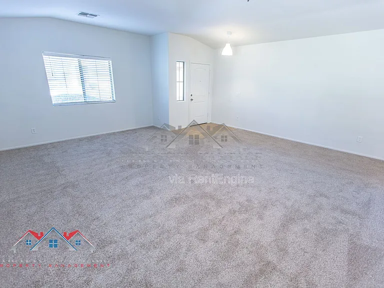 9096 N 97th Dr — Photo 9