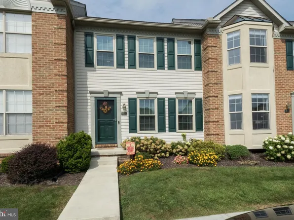 636 Cobblestone Ln, Lancaster, PA 17601