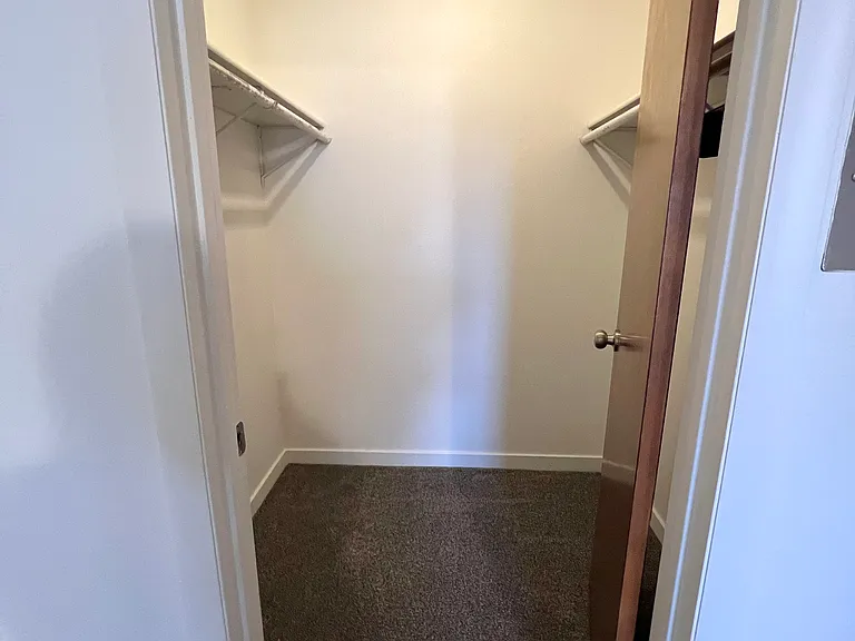 219 14th Ave S #3 — Photo 15