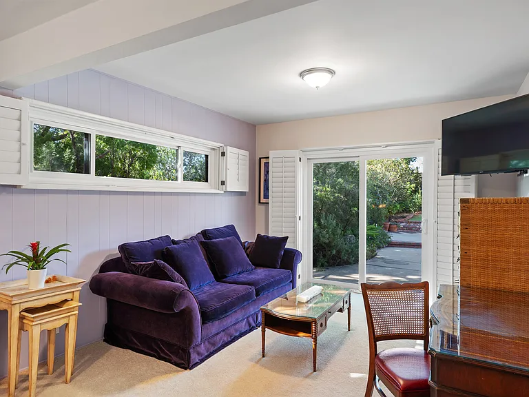 10401 Laramie Ave — Photo 3