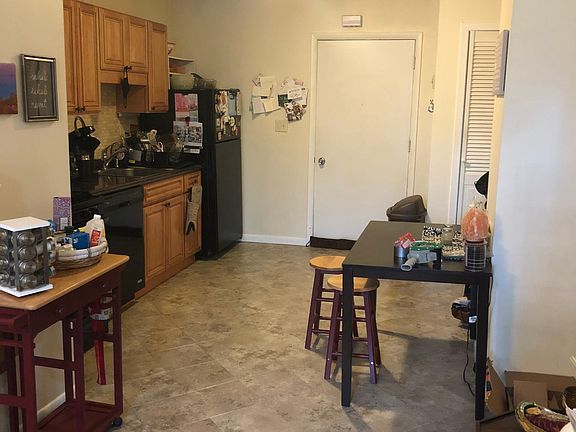4th image of 37 Glenridge Ave Floor 2