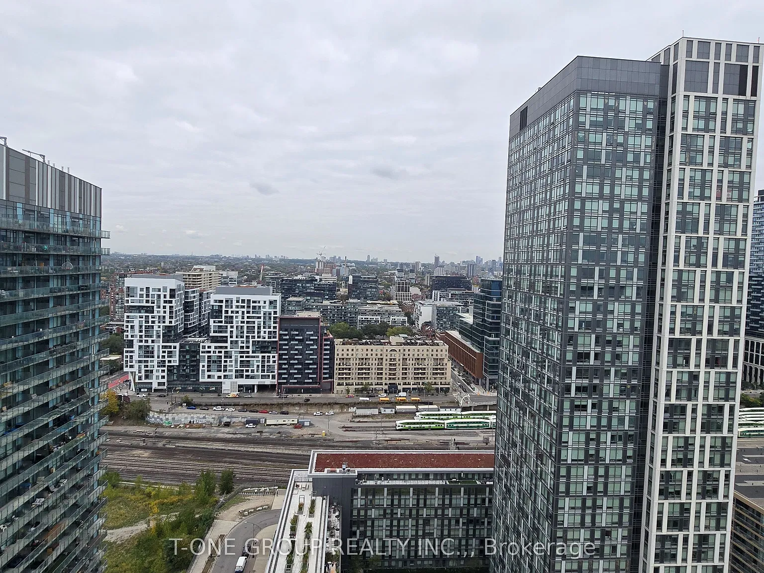 1 bed, $2,275 — Photo 4