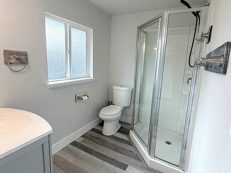 Full bathroom