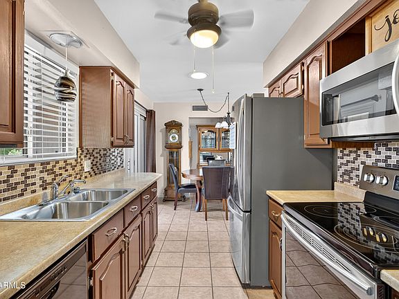 3rd image of 803 LEISURE WORLD --