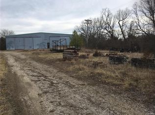 120 Lake Trails Dr, Hillsboro, MO 63050