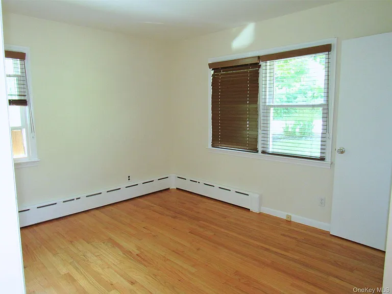 14 Piney Point Ave — Photo 10