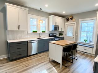 1004 Church St, Saint Joseph, MI 49085