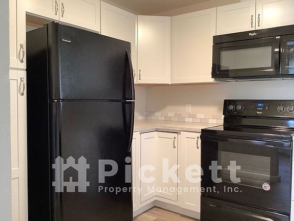 4th image of 917 N Cambrian Ave