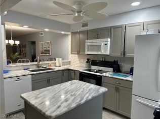 4002 SE 19th Ave #106, Cape Coral, FL 33904