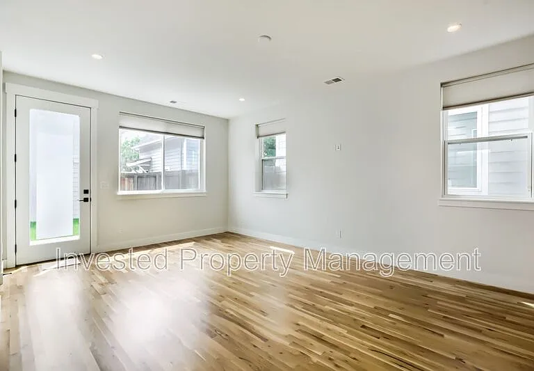 3750 N Gilpin St — Photo 9