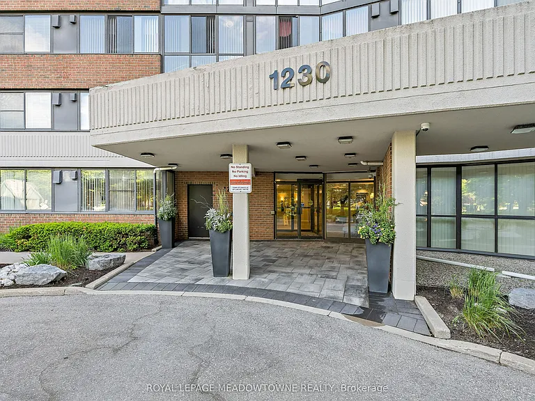 1230 Marlborough Ct #506 — Photo 4