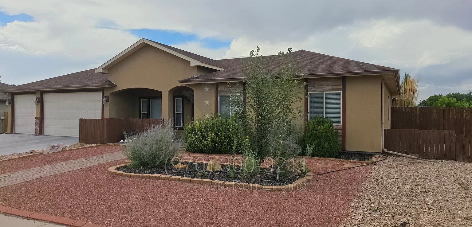 4 bed, 2.0 bath, 1698 sqft, $2,280 — Photo 3