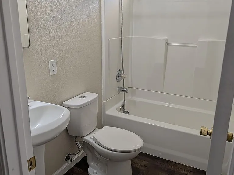 2158 Branstetter Ln — Photo 10