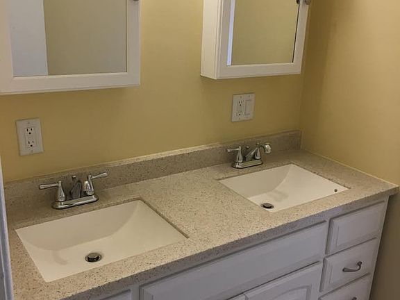 5th image of 113 Forest Park Ln